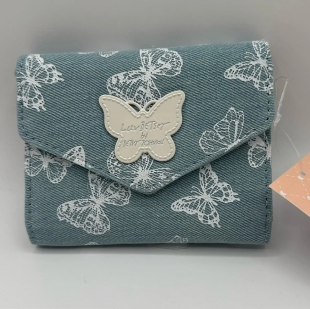 🦋🔹️Betsey johnson🔹️ small denim LBMONEY butterfly wallet